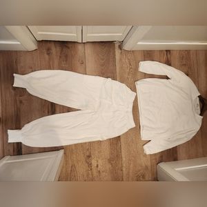 White lounge set